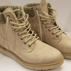 Hot!! Unique Cliff boots